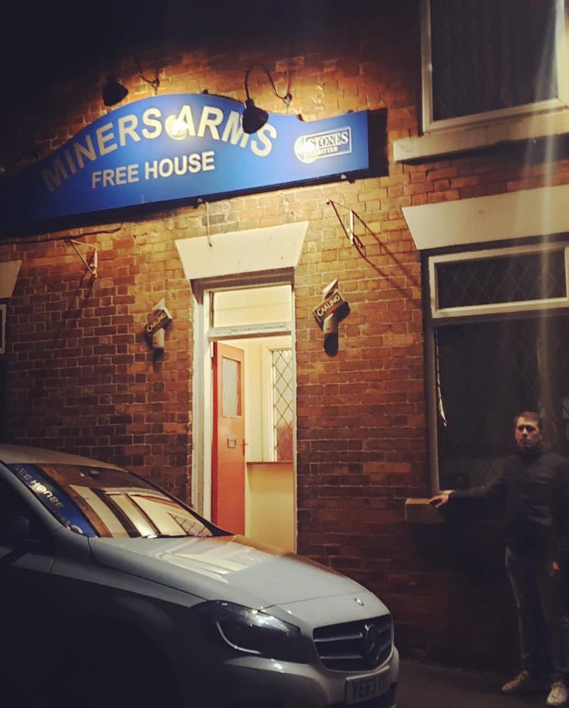 Chesterfield, photo 9 of 36