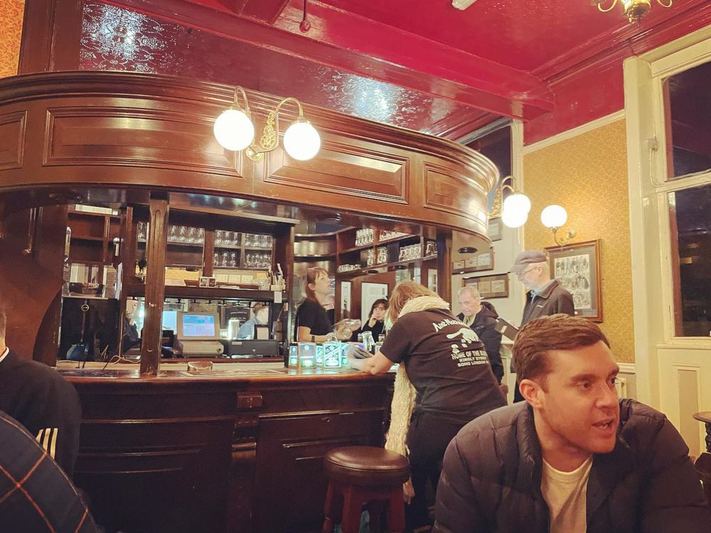 The Royal George, photo 3 of 7