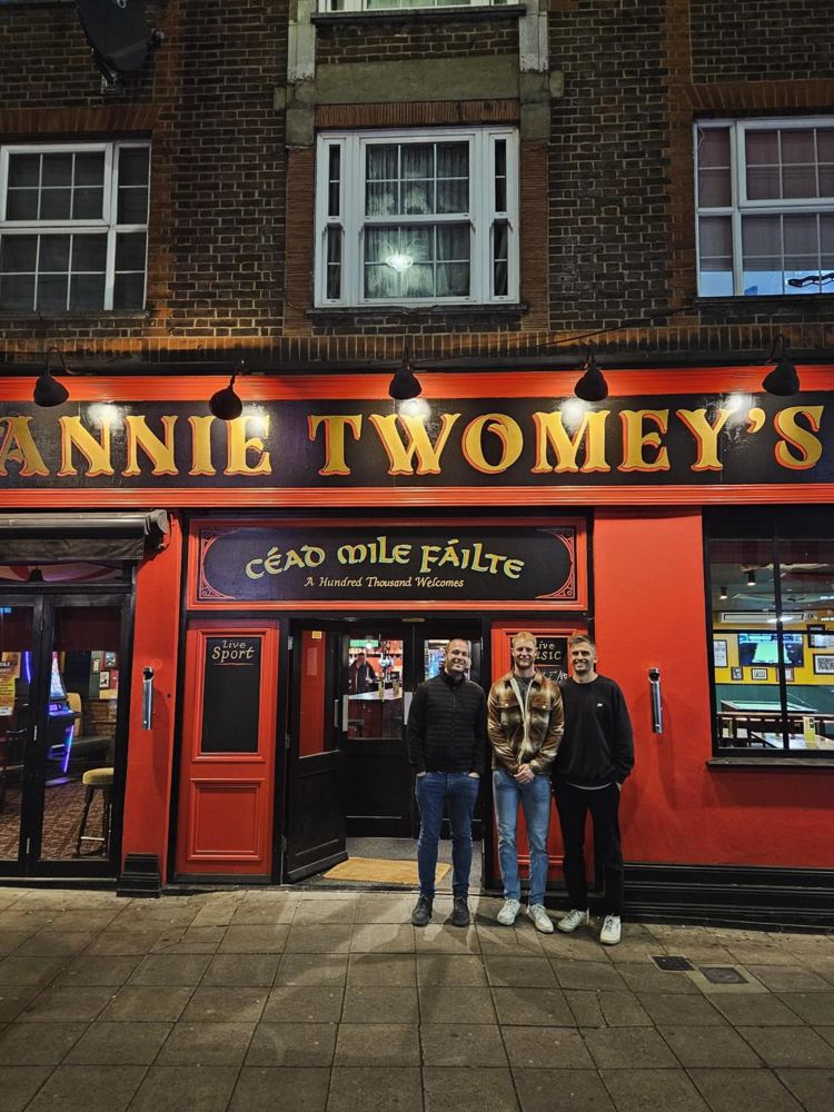 Annie Twomeys, photo 1 of 4