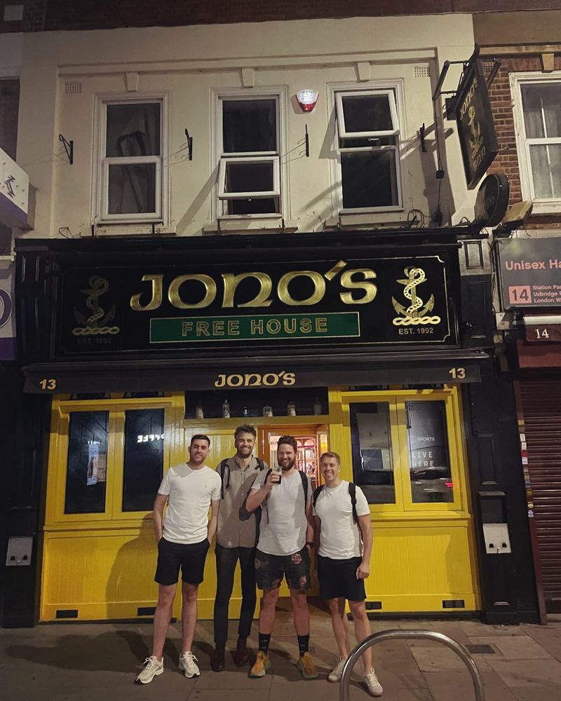 Jono's Bar, photo 1 of 3