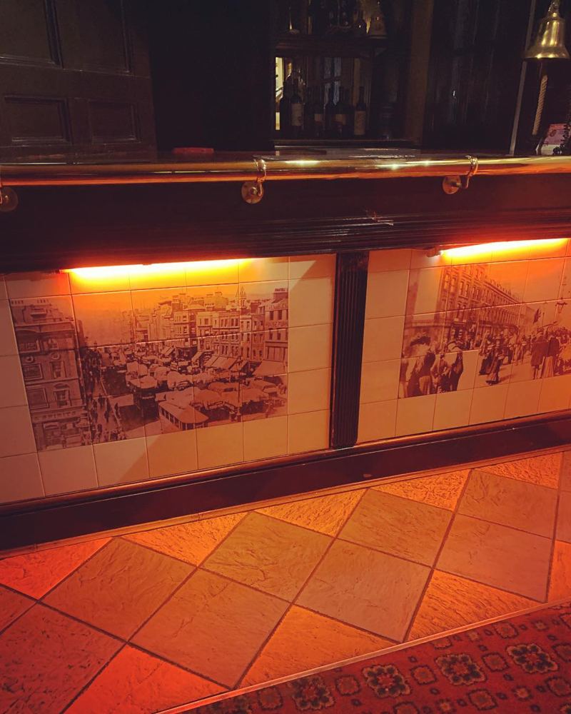 Carpenters arms, 2018, photo 2 of 5