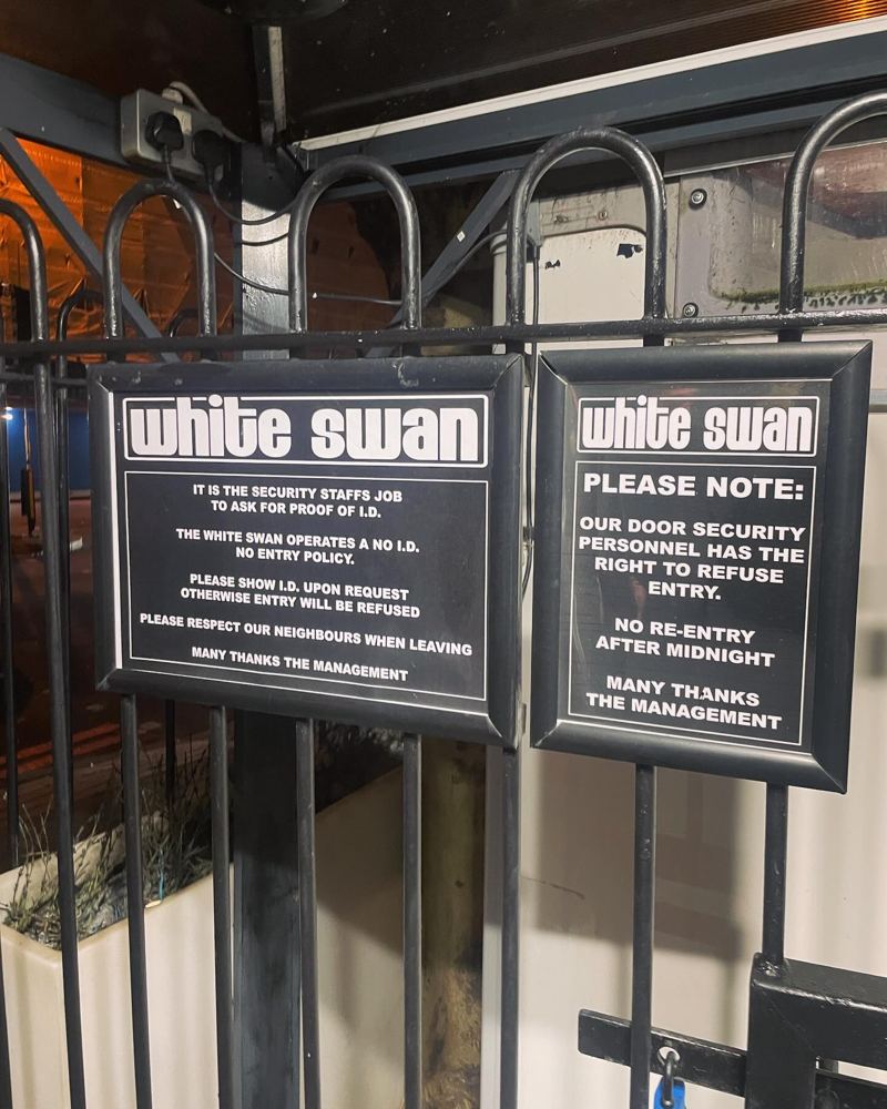 The White Swan, photo 7 of 7