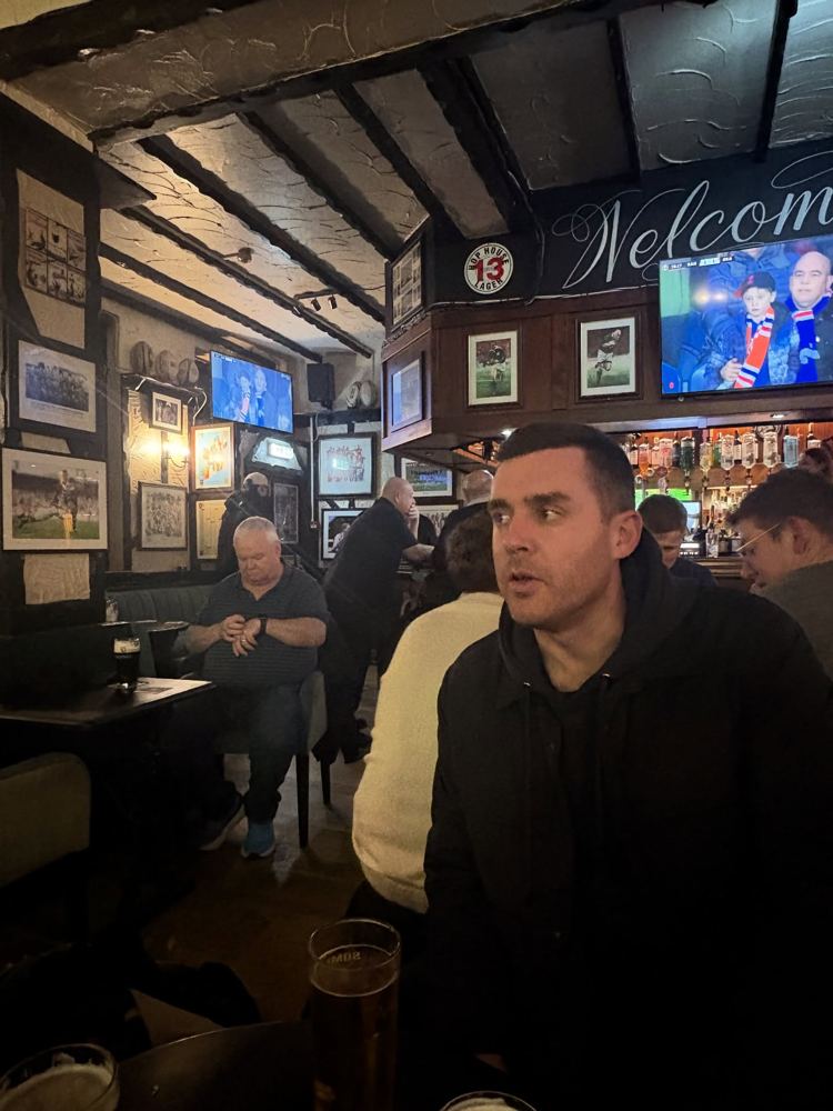 Angies Freehouse, photo 3 of 10