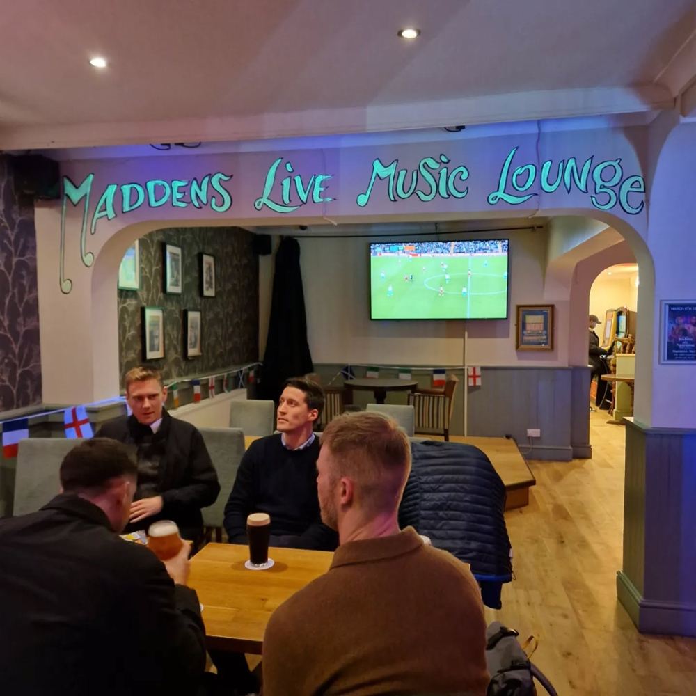 Maddens Bar, photo 2 of 4