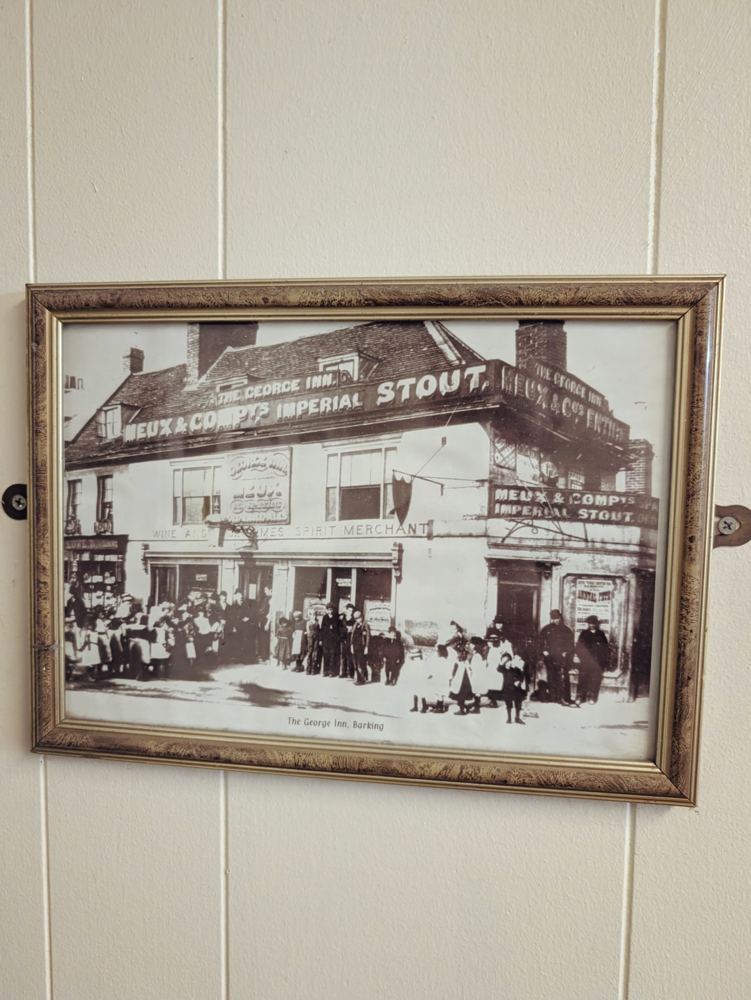 Curzon Social Club, photo 9 of 18