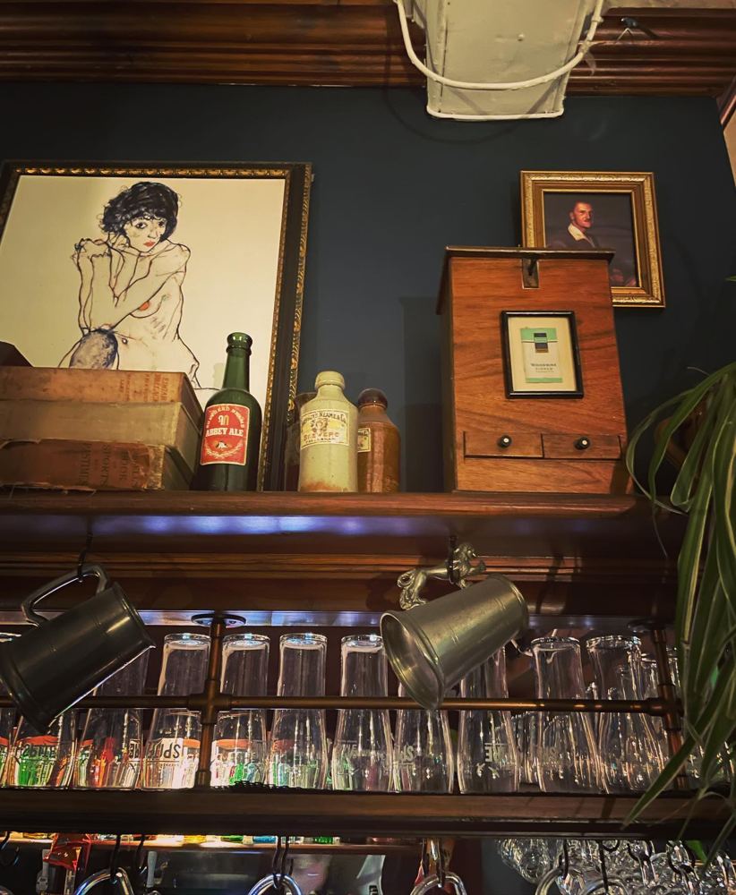 Prince of Wales, photo 4 of 5