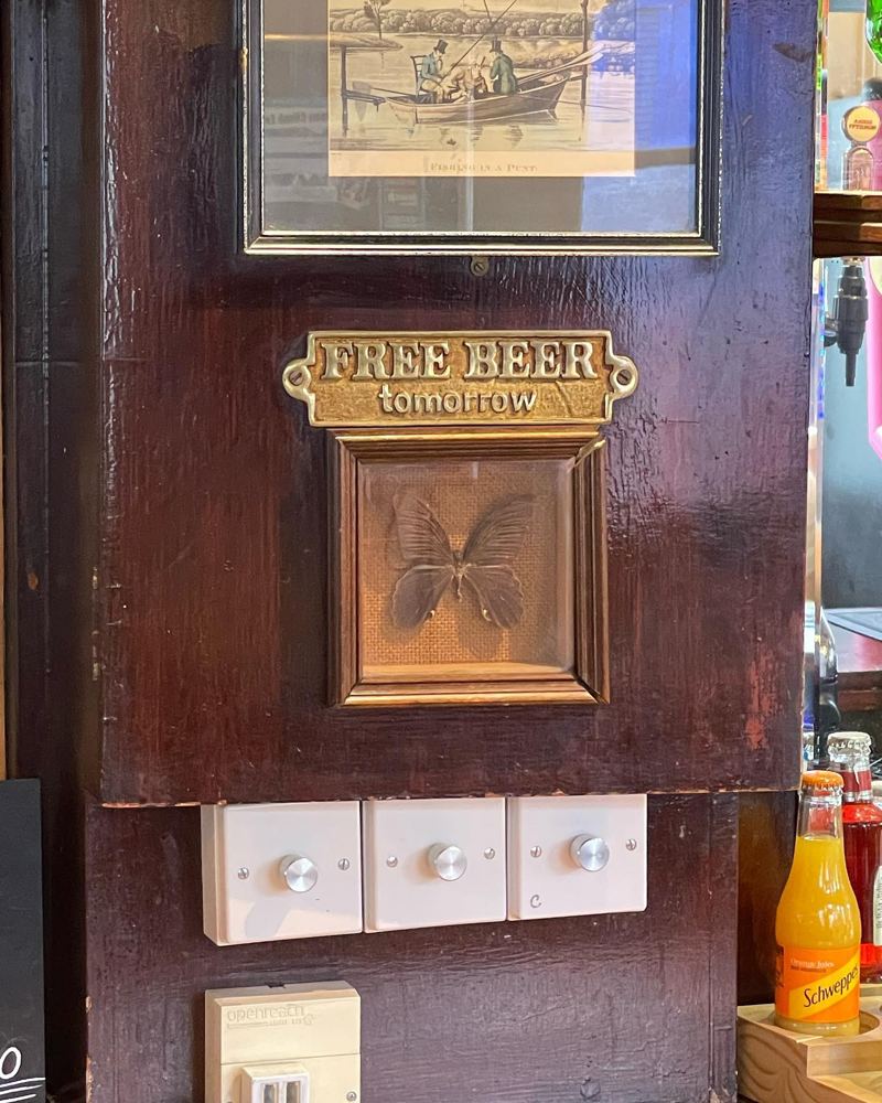 Fox & Hounds, photo 4 of 7
