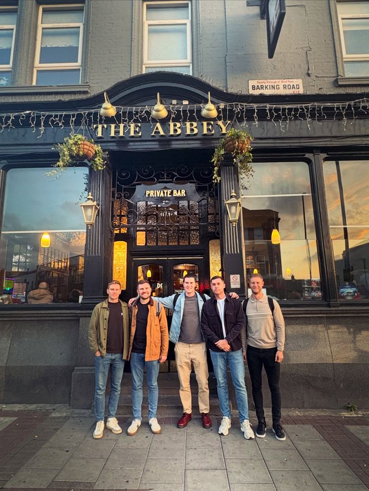 Abbey Arms, 2025, photo 1 of 9