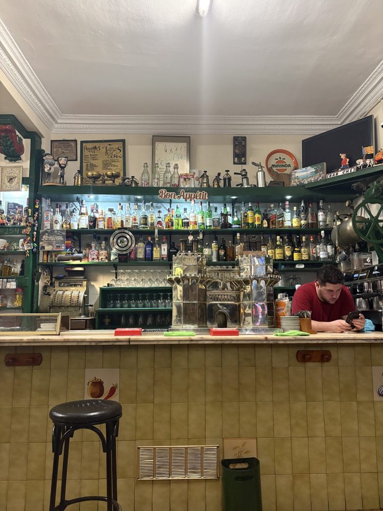 Ruzafa, Saturday evening, Valencia, photo 27 of 28